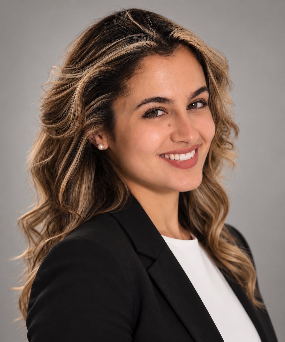 Margarita Koutroumpa, Senior Sales & Buyer Representation Executive at CHW Real Estate